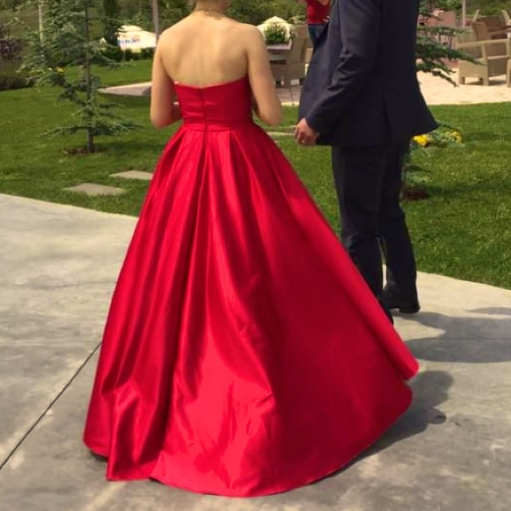 Gown